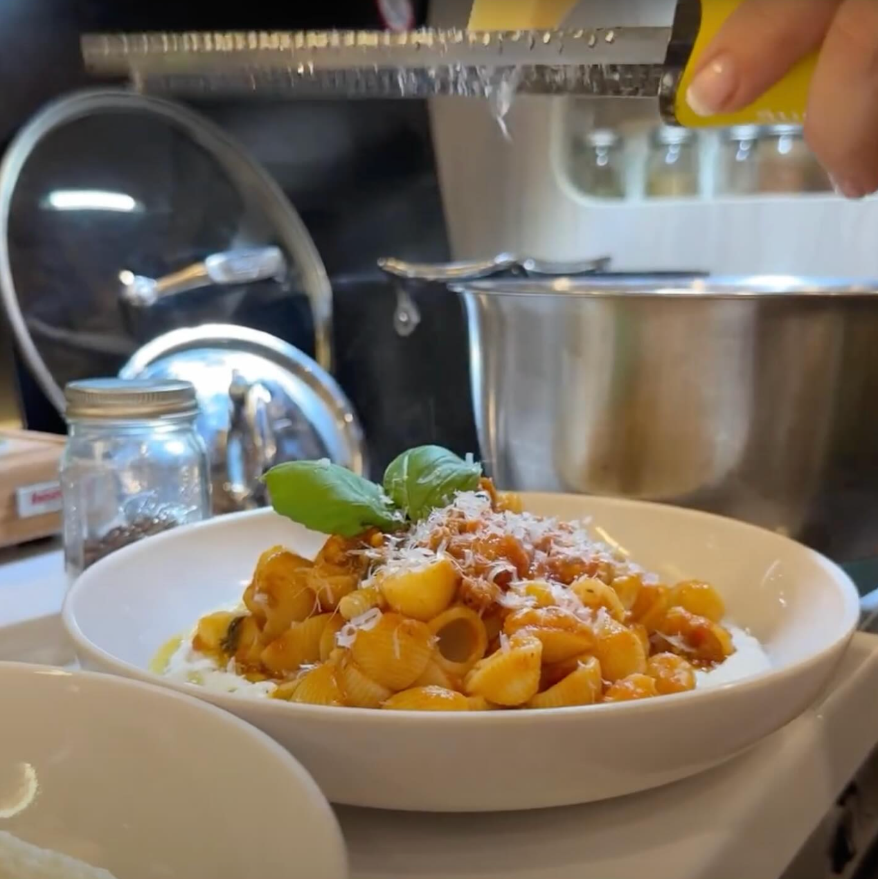 Easy Pasta Dish: A little restaurant trick that works every time!